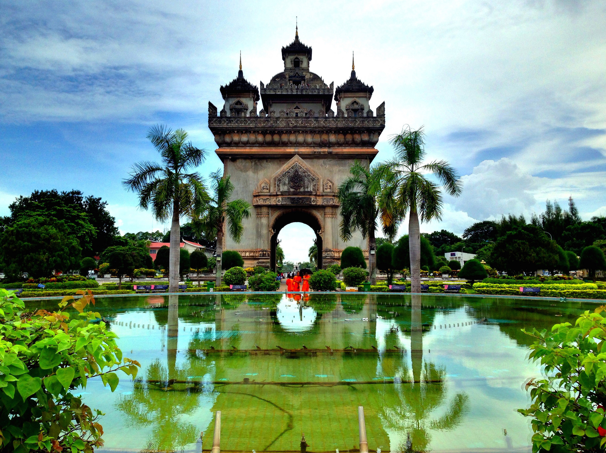 what to do in vientiane
